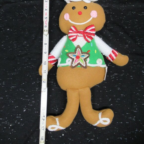 Christmas Plush Gingerbread Couple - Picture 5 of 10